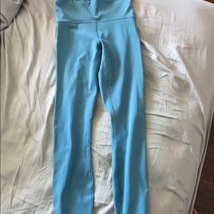 Lululemon train times pant size 4